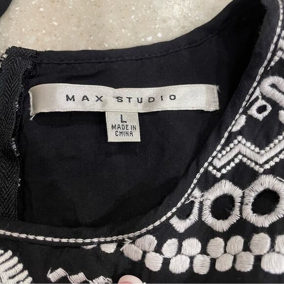 Max Studio Black and White Crochet Embroidered Sleeveless Shift Dress Large - Picture 1 of 8